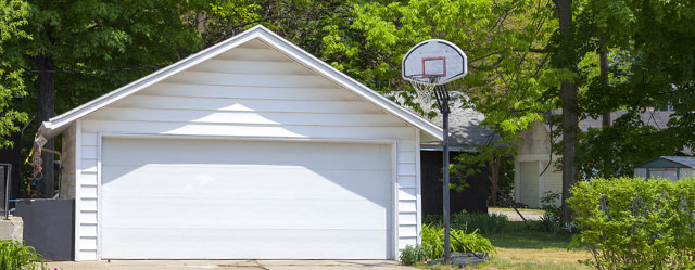 Single garage door Hillsmere Shores MD